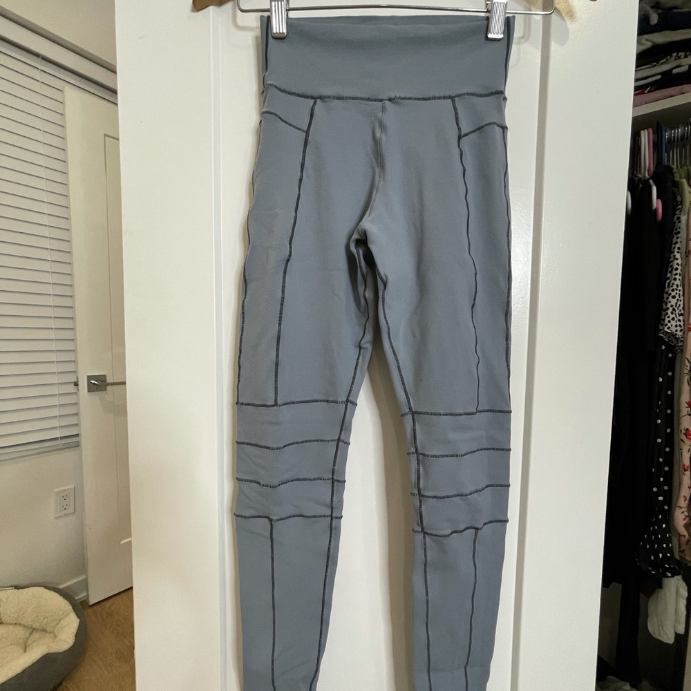 Alo leggings